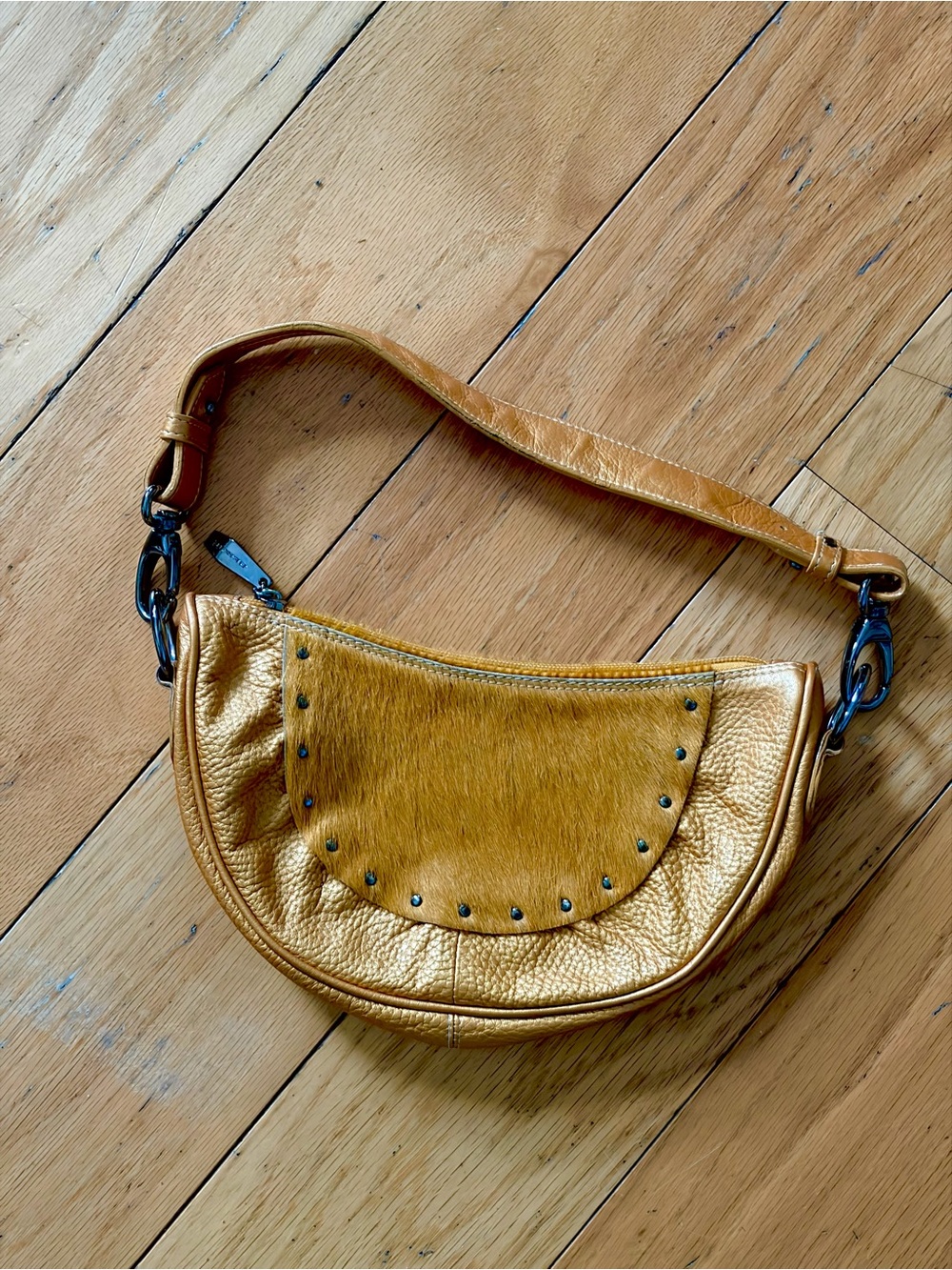 Berge Vintage Italian Leather Calfskin Studded Metallic Crescent Shoulder Bag